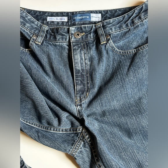 Liz Claiborne women’s size 8L medium wash jeans‎ - Picture 11 of 12
